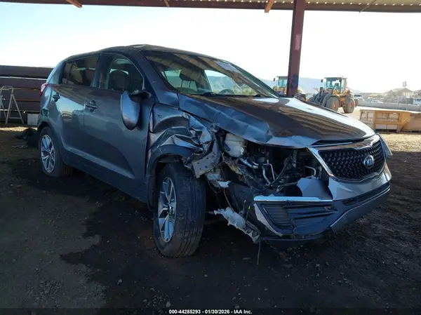 KNDPBCAC4G7840920 2016 KIA SPORTAGE - Image 1