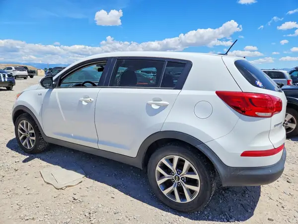 KNDPBCAC4G7844207 2016 KIA SPORTAGE - Image 2