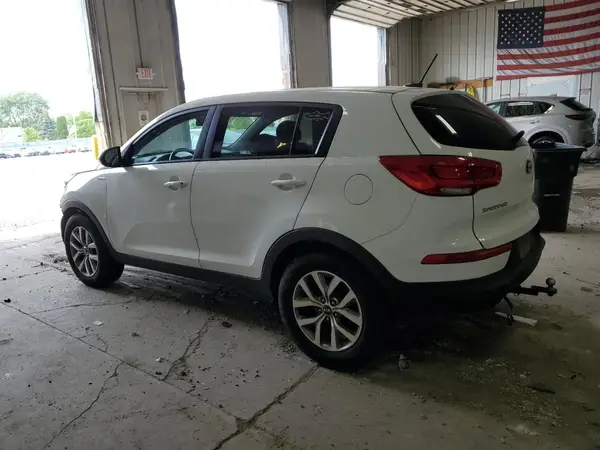 KNDPBCAC4G7848791 2016 KIA SPORTAGE - Image 2