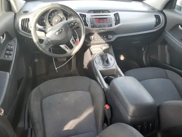 KNDPBCAC4G7849472 2016 KIA SPORTAGE - Image 8