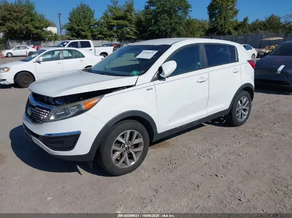 KNDPBCAC4G7852145 2016 KIA SPORTAGE - Image 2
