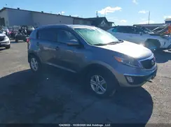KNDPBCAC4G7852498 2016 KIA SPORTAGE