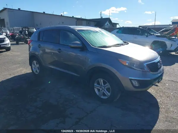 KNDPBCAC4G7852498 2016 KIA SPORTAGE - Image 1