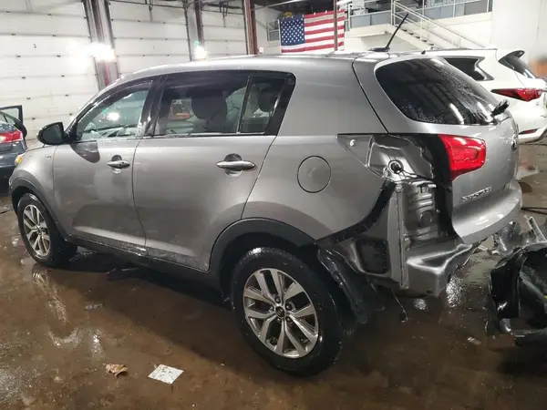 KNDPBCAC4G7854915 2016 KIA SPORTAGE - Image 2