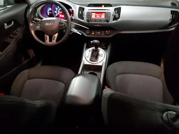 KNDPBCAC4G7854915 2016 KIA SPORTAGE - Image 8