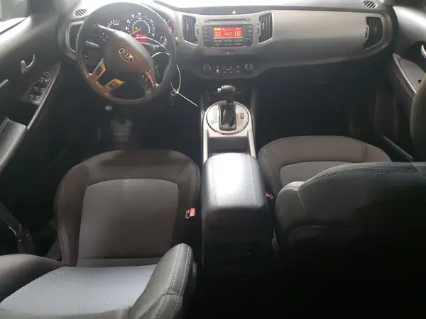 KNDPBCAC4G7855658 2016 KIA SPORTAGE - Image 8