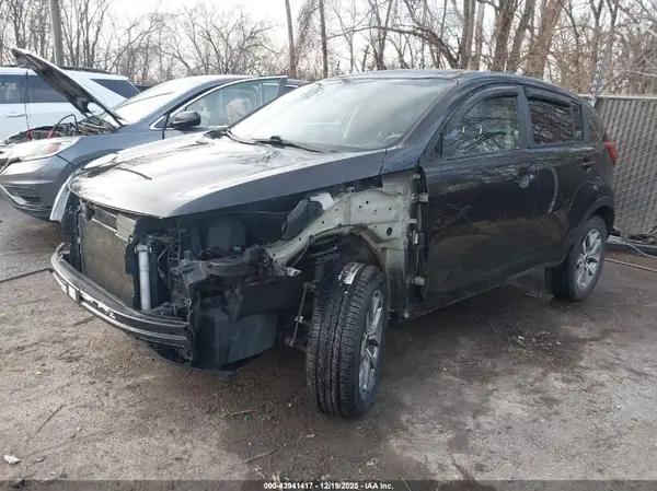 KNDPBCAC4G7856874 2016 KIA SPORTAGE - Image 2