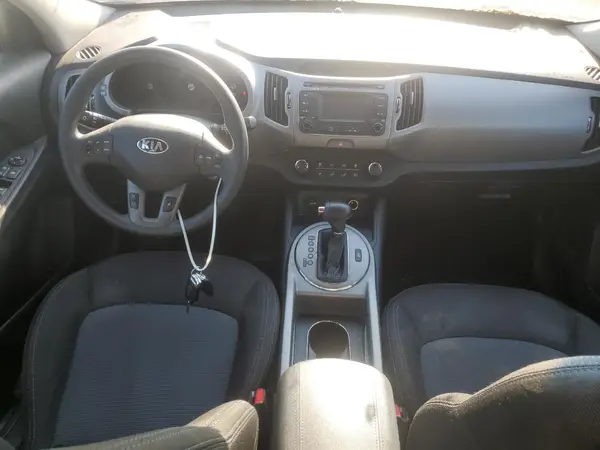 KNDPBCAC4G7858477 2016 KIA SPORTAGE - Image 8