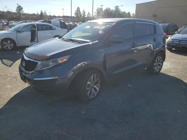 KNDPBCAC4G7859323 2016 KIA SPORTAGE - Image 1