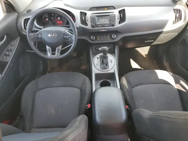KNDPBCAC4G7863503 2016 KIA SPORTAGE - Image 8