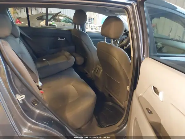 KNDPBCAC4G7865350 2016 KIA SPORTAGE - Image 8