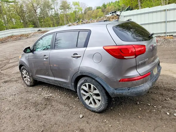 KNDPBCAC4G7866031 2016 KIA SPORTAGE - Image 2