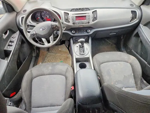 KNDPBCAC4G7866031 2016 KIA SPORTAGE - Image 8
