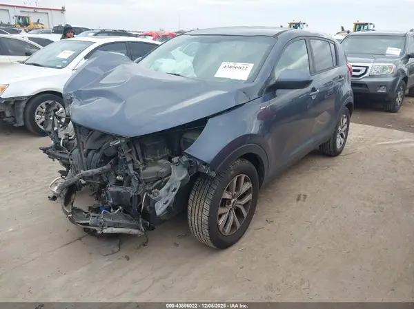 KNDPBCAC4G7878163 2016 KIA SPORTAGE - Image 2