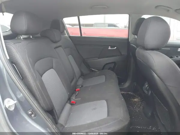 KNDPBCAC4G7878163 2016 KIA SPORTAGE - Image 8