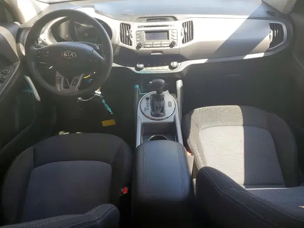 KNDPBCAC4G7879071 2016 KIA SPORTAGE - Image 8
