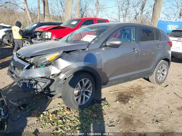 KNDPBCAC5G7821356 2016 KIA SPORTAGE - Image 2