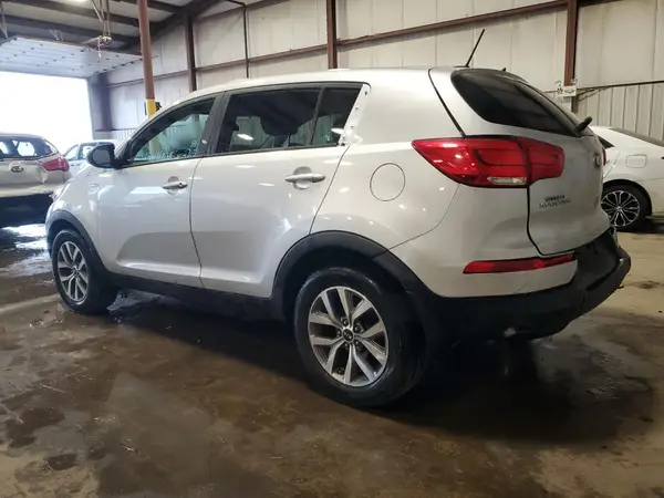 KNDPBCAC5G7829084 2016 KIA SPORTAGE - Image 2