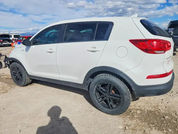 KNDPBCAC5G7834947 2016 KIA SPORTAGE - Image 2