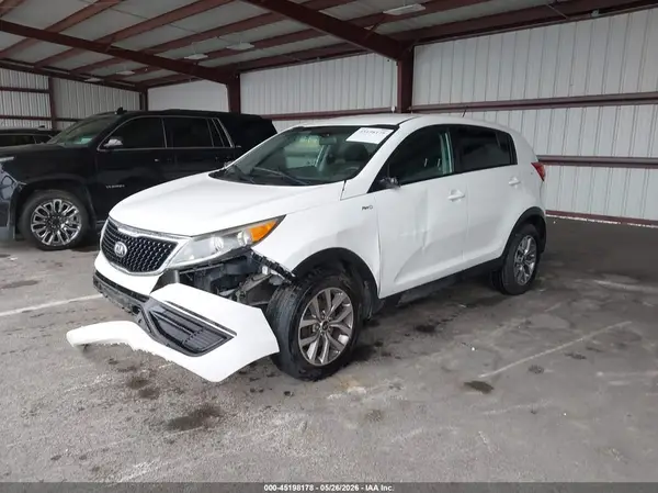 KNDPBCAC5G7837878 2016 KIA SPORTAGE - Image 2