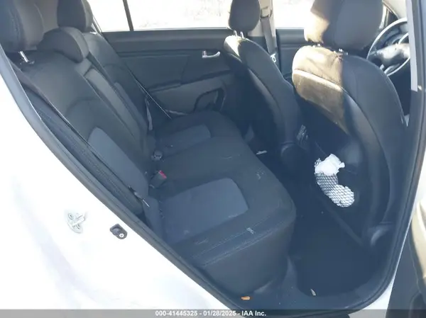KNDPBCAC5G7853109 2016 KIA SPORTAGE - Image 8