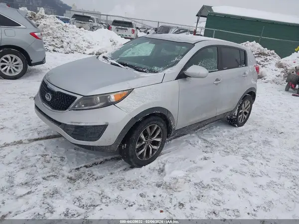 KNDPBCAC5G7857788 2016 KIA SPORTAGE - Image 2
