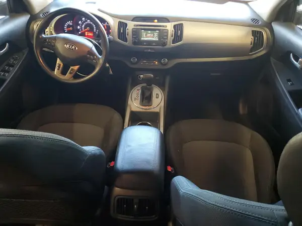 KNDPBCAC5G7863221 2016 KIA SPORTAGE - Image 8