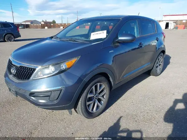 KNDPBCAC5G7876079 2016 KIA SPORTAGE - Image 2