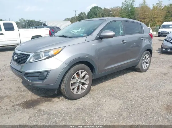 KNDPBCAC5G7876566 2016 KIA SPORTAGE - Image 2
