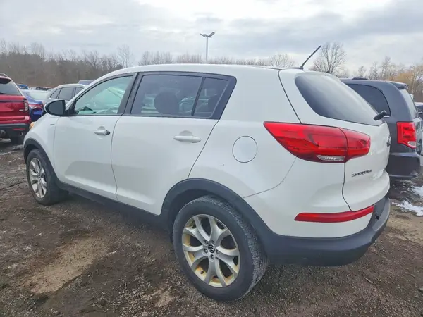 KNDPBCAC5G7878463 2016 KIA SPORTAGE - Image 2