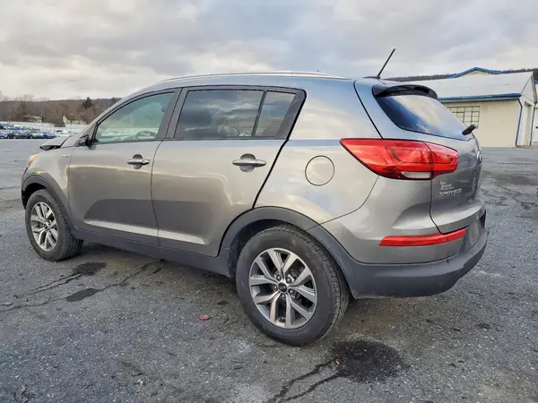 KNDPBCAC6G7798878 2016 KIA SPORTAGE - Image 2