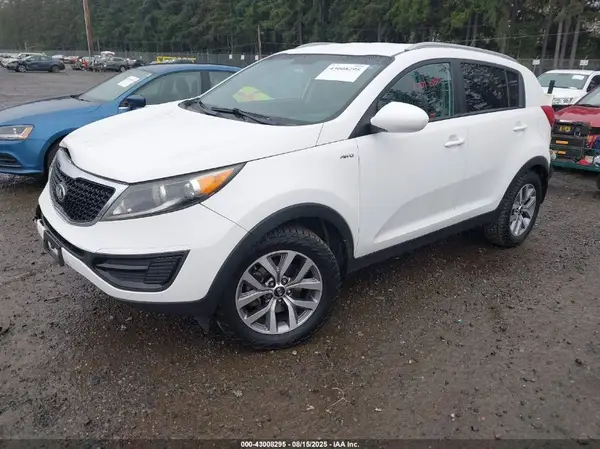KNDPBCAC6G7812357 2016 KIA SPORTAGE - Image 2