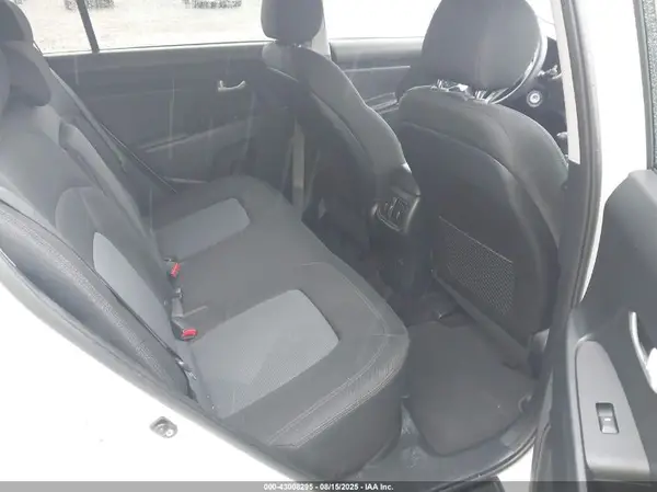KNDPBCAC6G7812357 2016 KIA SPORTAGE - Image 8