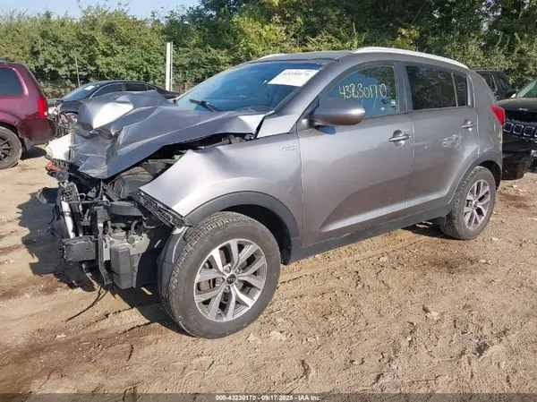 KNDPBCAC6G7814979 2016 KIA SPORTAGE - Image 2