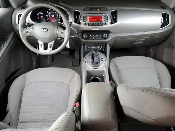 KNDPBCAC6G7822435 2016 KIA SPORTAGE - Image 8