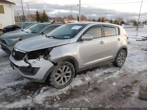 KNDPBCAC6G7831362 2016 KIA SPORTAGE - Image 2