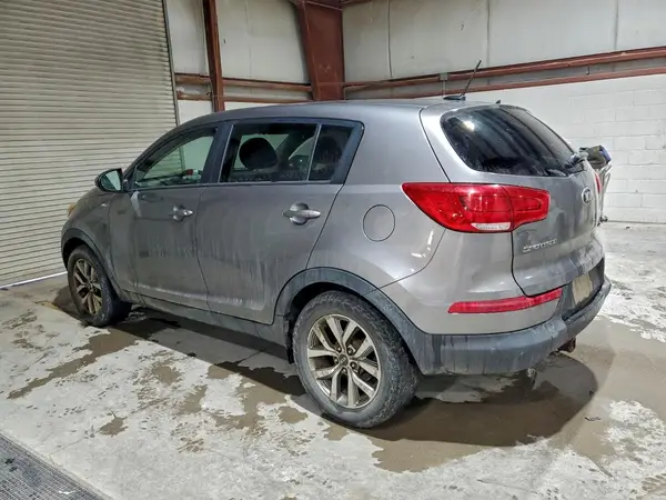 KNDPBCAC6G7850879 2016 KIA SPORTAGE - Image 2