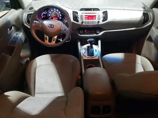 KNDPBCAC6G7853023 2016 KIA SPORTAGE - Image 8