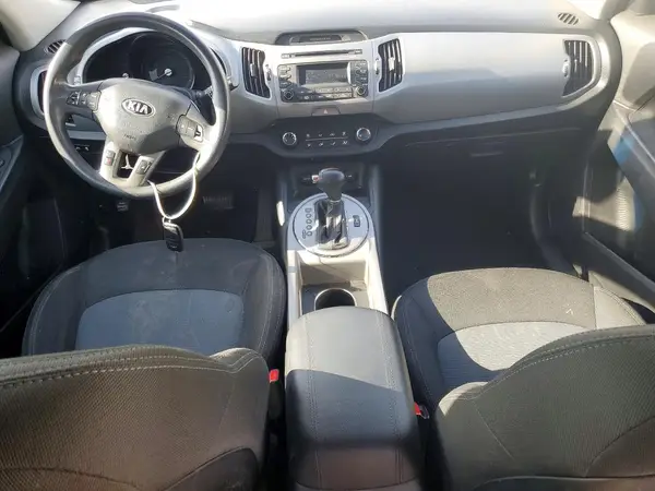 KNDPBCAC6G7858271 2016 KIA SPORTAGE - Image 8