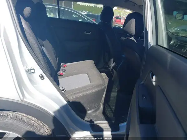 KNDPBCAC6G7864538 2016 KIA SPORTAGE - Image 8