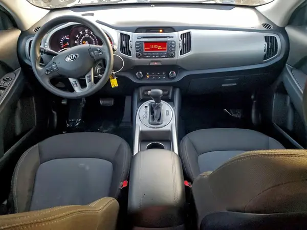 KNDPBCAC6G7864703 2016 KIA SPORTAGE - Image 8