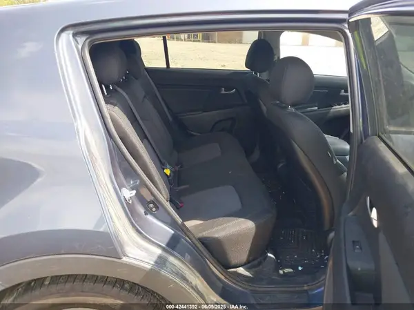 KNDPBCAC6G7865897 2016 KIA SPORTAGE - Image 8
