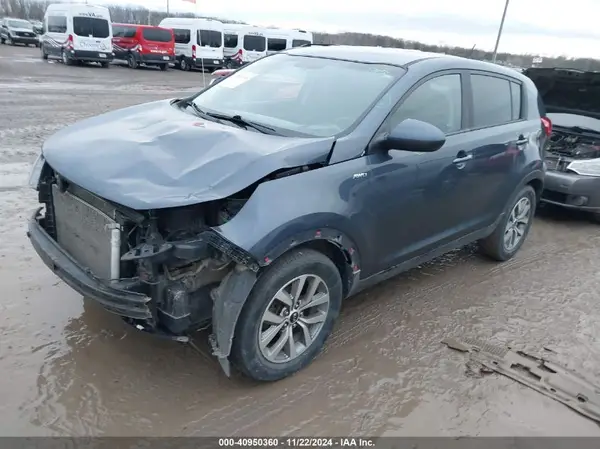 KNDPBCAC6G7868380 2016 KIA SPORTAGE - Image 2