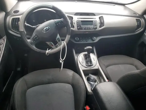 KNDPBCAC6G7871733 2016 KIA SPORTAGE - Image 8