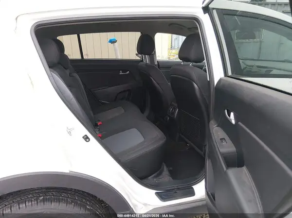 KNDPBCAC6G7877791 2016 KIA SPORTAGE - Image 8