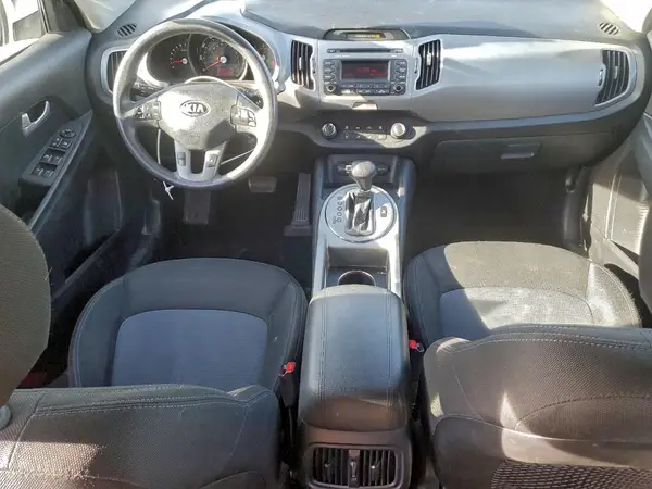 KNDPBCAC6G7879010 2016 KIA SPORTAGE - Image 8