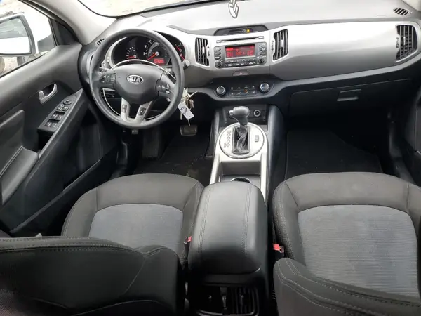 KNDPBCAC7E7628574 2021 KIA SPORTAGE - Image 8