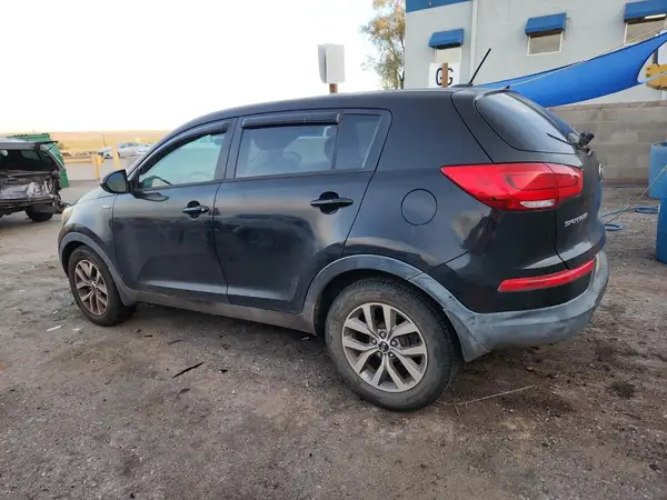 KNDPBCAC7G7828308 2016 KIA SPORTAGE - Image 2