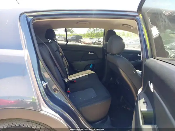 KNDPBCAC7G7834870 2016 KIA SPORTAGE - Image 8