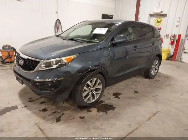 KNDPBCAC7G7838207 2016 KIA SPORTAGE - Image 2